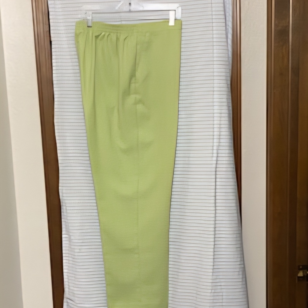 Alfred Dunner , size 14, elastic waist